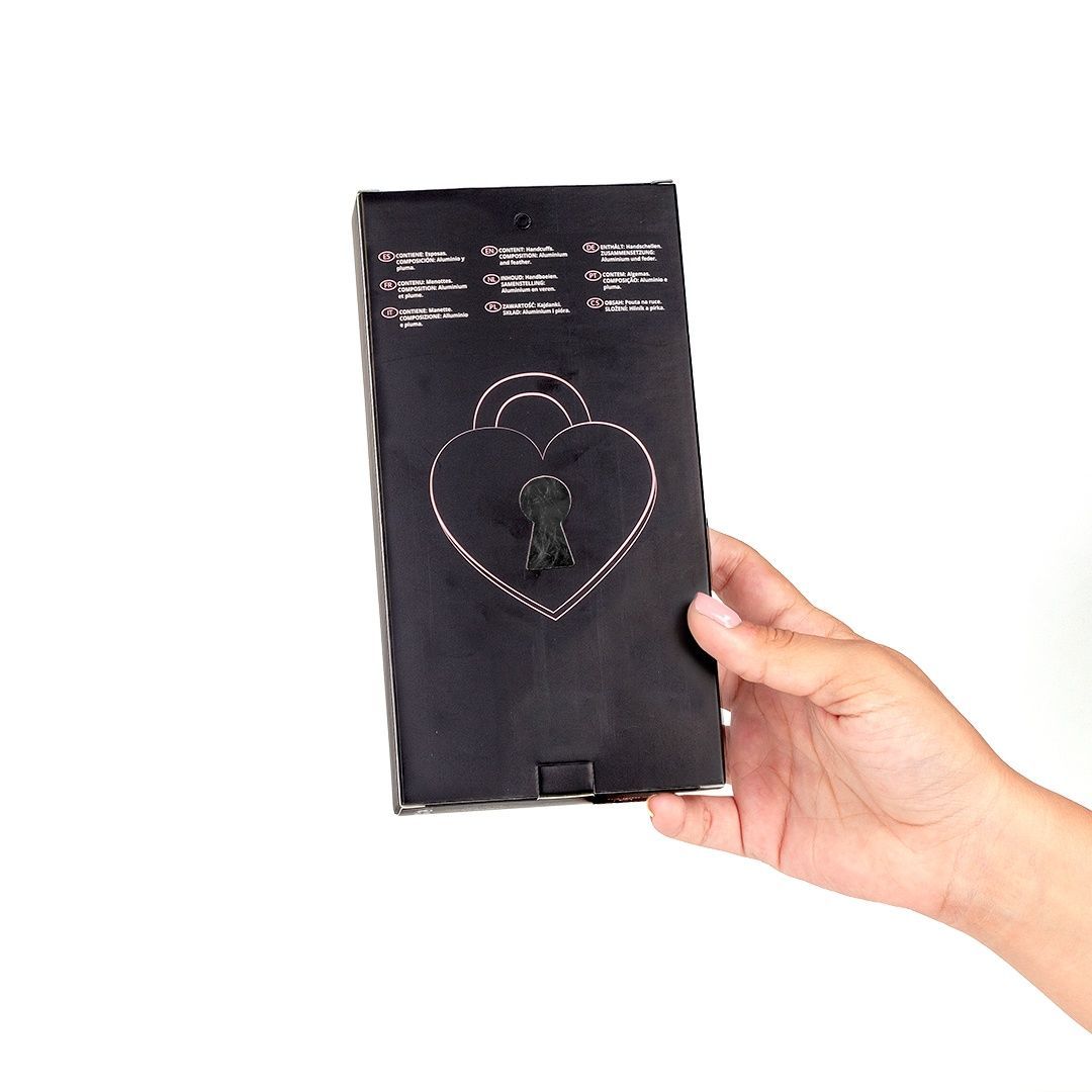 Наручники Black Marabou Handcuffs