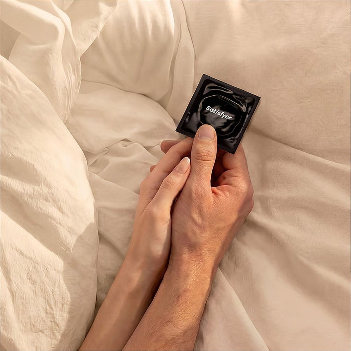Набор презервативов Satisfyer Premium Condoms XXL - 64 мм, 100 шт