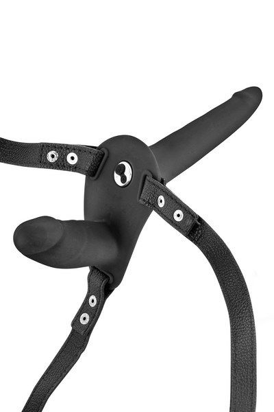 Двойной страпон с вибрацией Fetish Tentation Vibrating Strap-On with Double Dildo Black